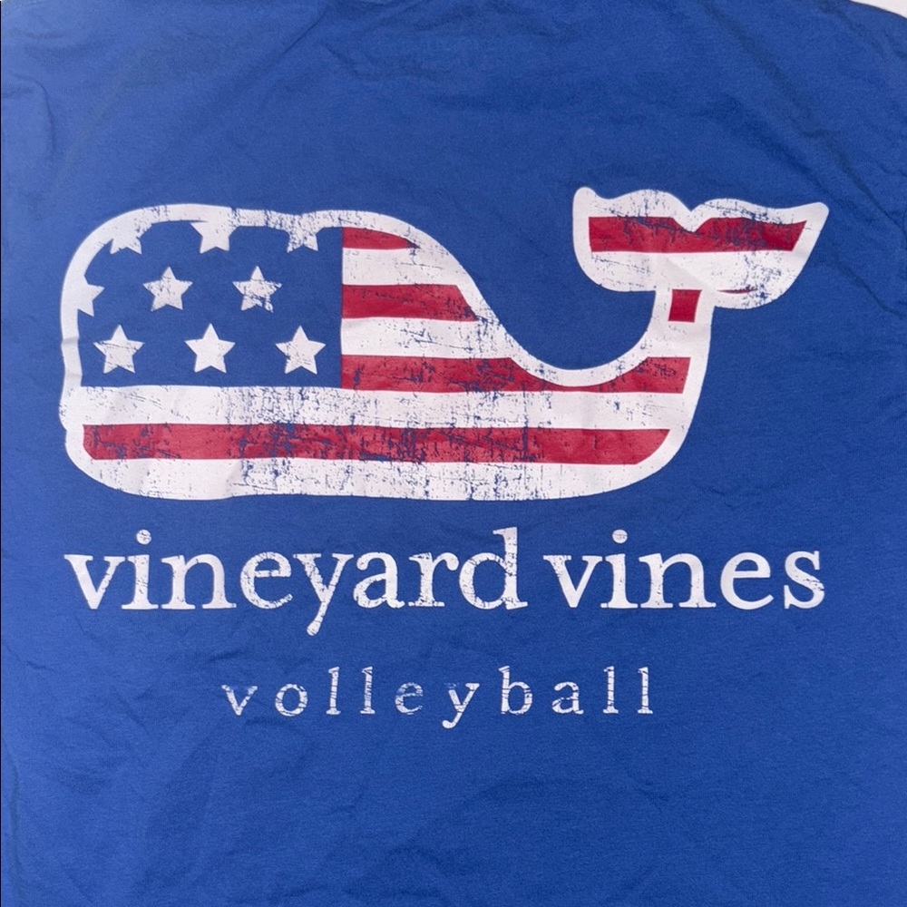 Vineyard Vines Patriotic Whale Volleyball Tee XS